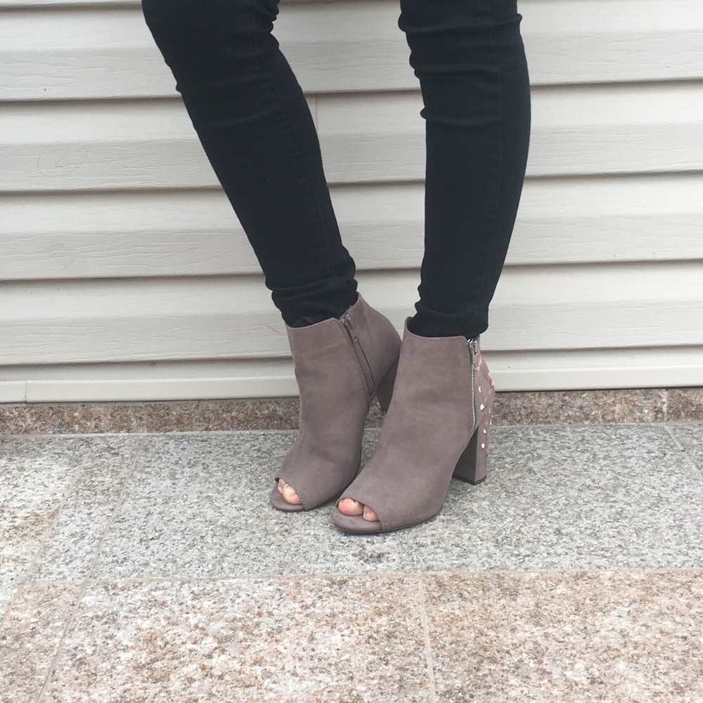 Grey ankle open toe boots